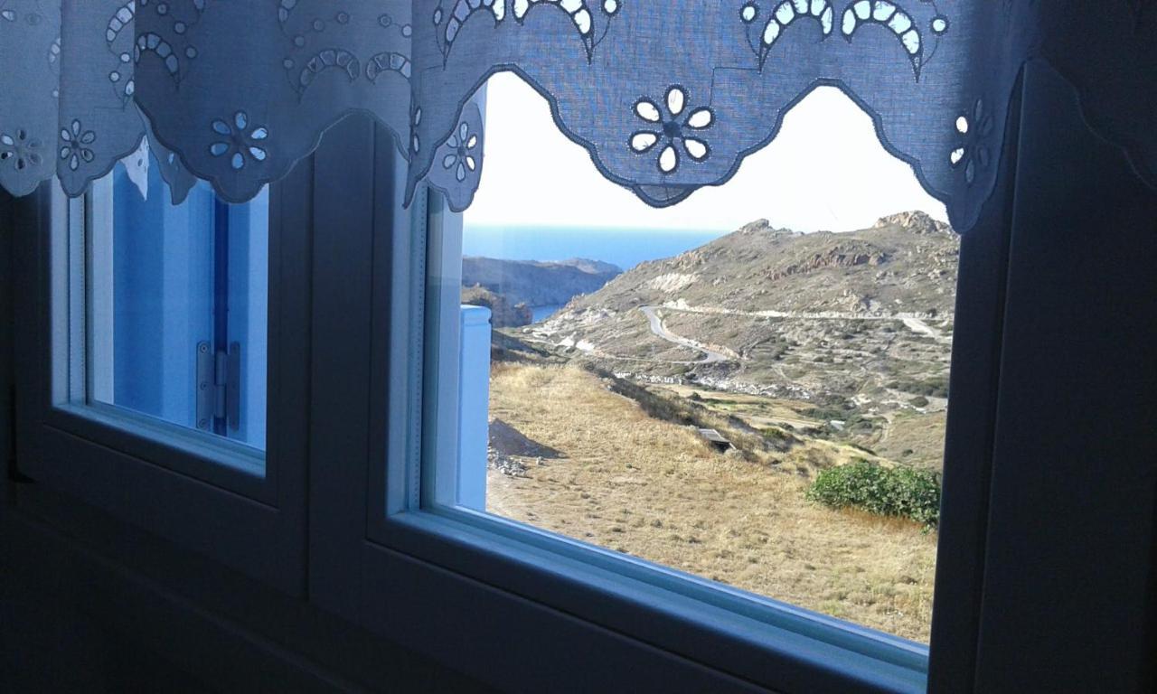Stilvi Milos Plaka  Exteriér fotografie