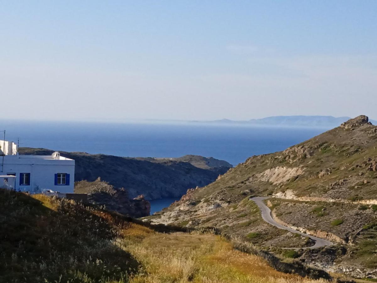 Stilvi Milos Plaka  Exteriér fotografie