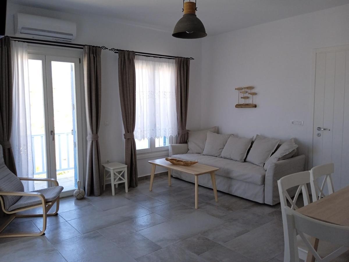 Stilvi Milos Plaka  Exteriér fotografie